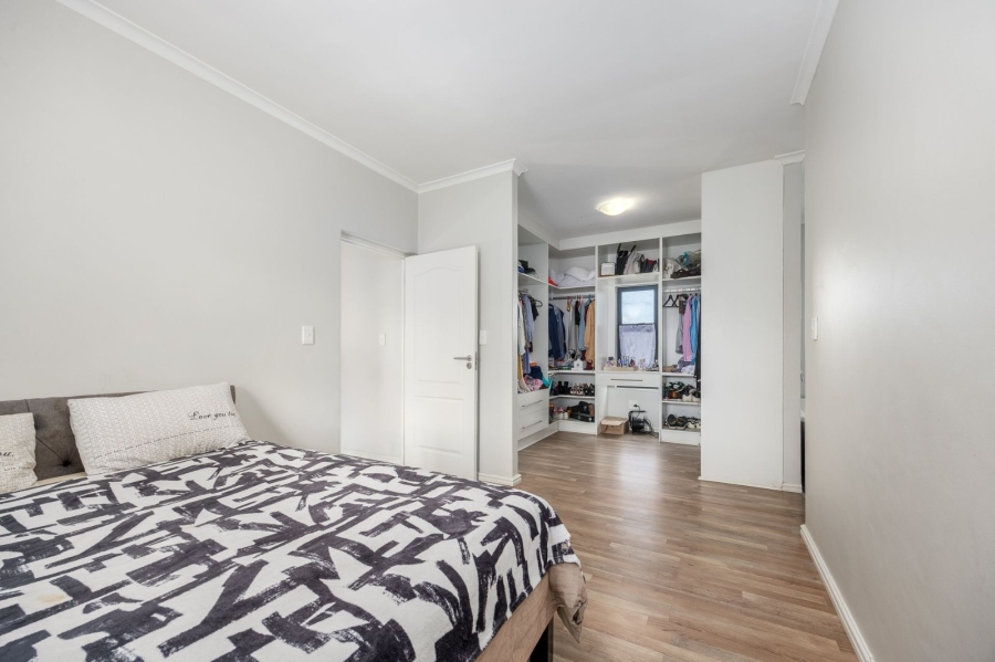 3 Bedroom Property for Sale in Jakarandas Western Cape